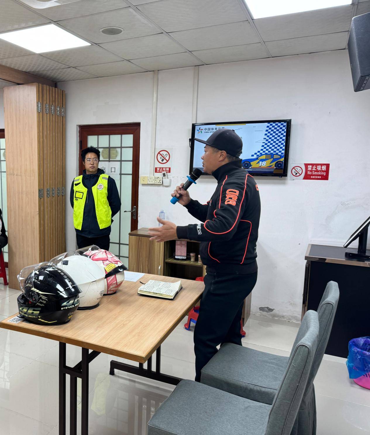 -卡丁车运动第二期在极速赛车会举行球盟会网页登录深圳科学健身指导活动